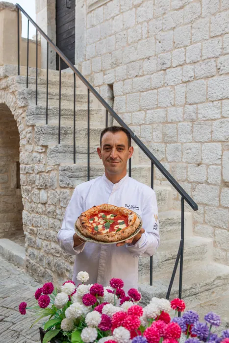 The chef with a margerita